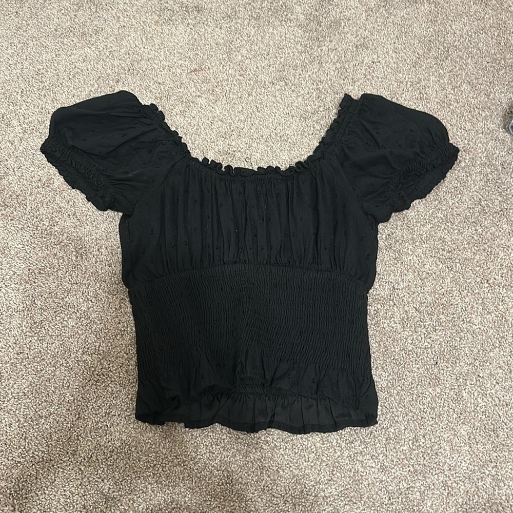 Black Hollister crop top